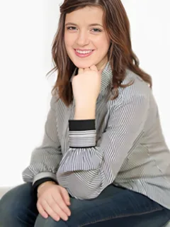 Поплавська Поліна