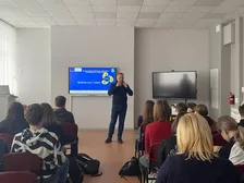 Фото до новини «Захід „Інтеграція політики та засад Єдиного здоров’я в Україні“ для учнів 7 класів», 14 березня 2024