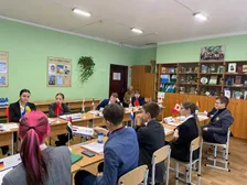 Фото до новини «Змагання „Модель ООН“ шкіл ПАШ ЮНЕСКО: які знання застосовували учениці 8-Г класу», 25 жовтня 2023