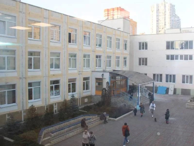 Іноземні мови та міжнародні проєкти — ПАШ ЮНЕСКО